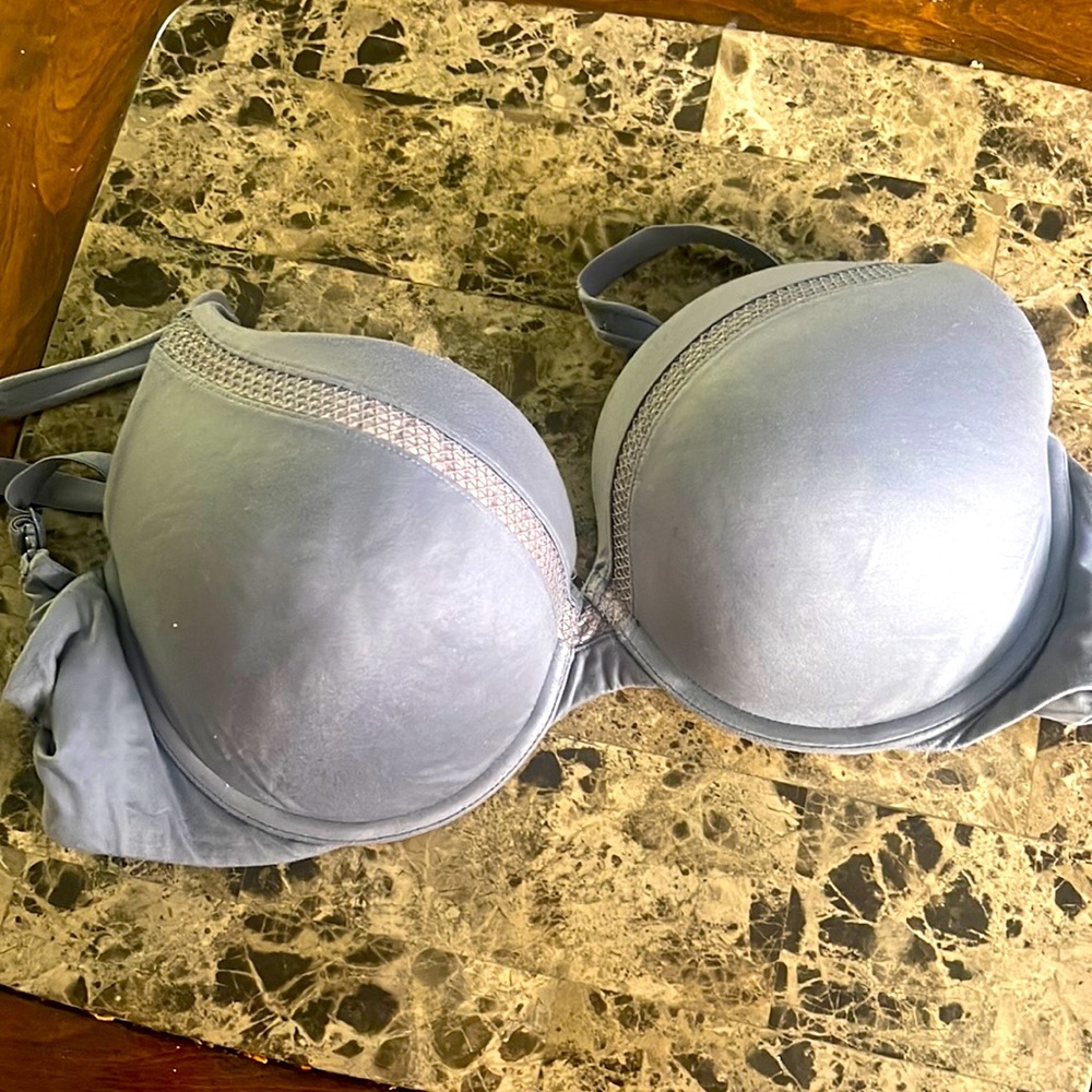Victoria’s Secret padded bra